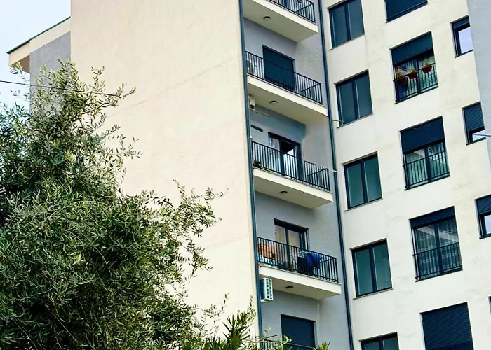 Apartament Skodrinon *